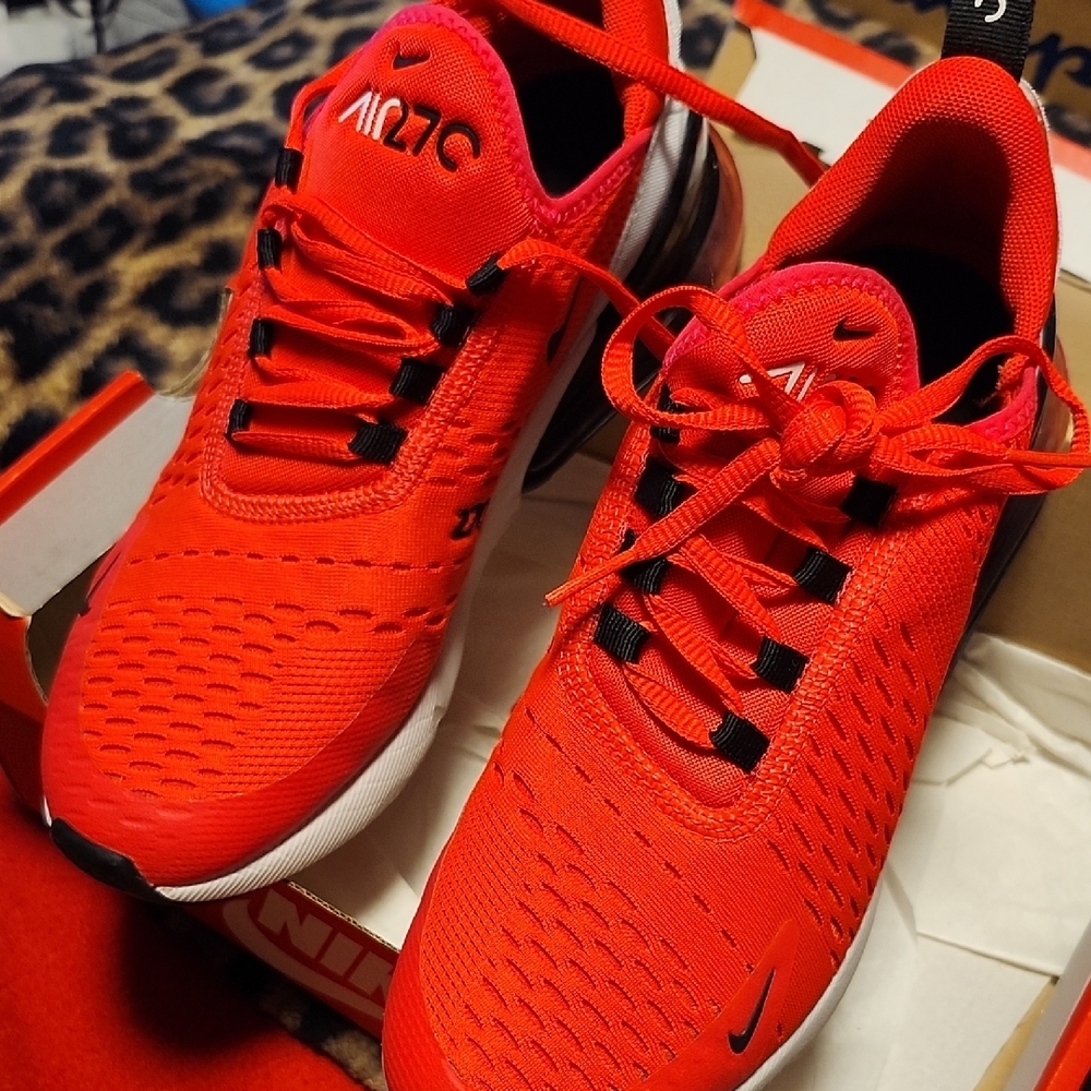 Nike Air Max 270 Bright Red with Black and White Accents - Picture 3 of 8